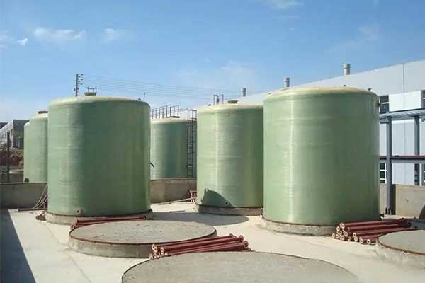 FRP vertical storage tank