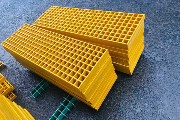 Fiberglass Floor Grating