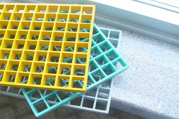 Fiberglass Open Mesh Floor Grating